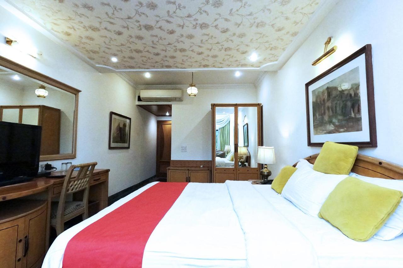Hotel Fabexpress Kwality Regency à Chandīgarh Extérieur photo