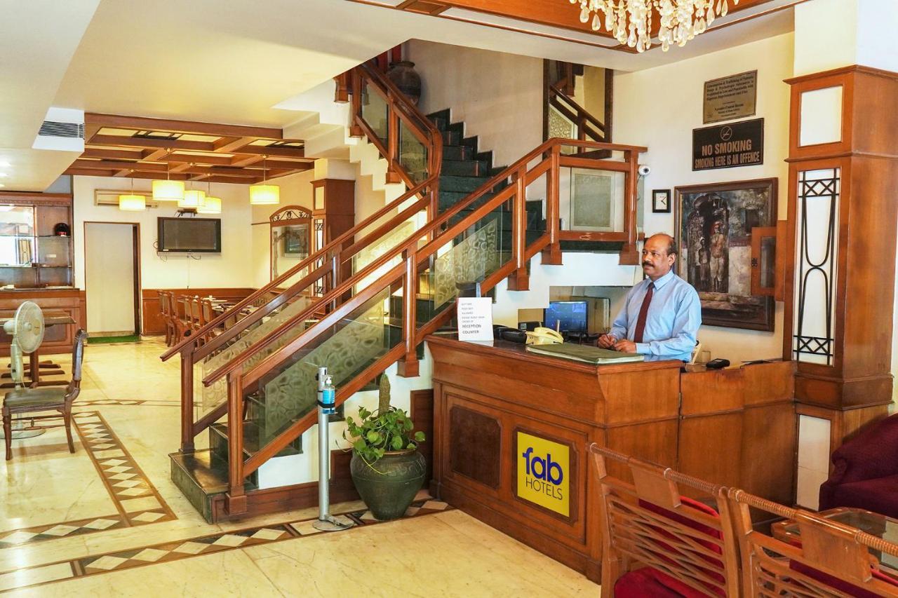 Hotel Fabexpress Kwality Regency à Chandīgarh Extérieur photo