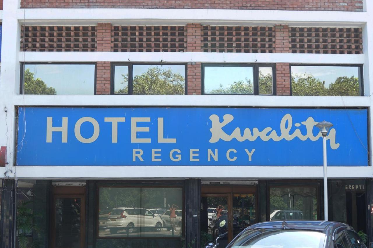 Hotel Fabexpress Kwality Regency à Chandīgarh Extérieur photo